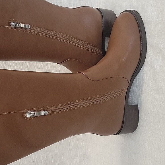 Boots for Women, Knee High Boots, Low Block Heel Zipper Boots - Picture 6 of 11